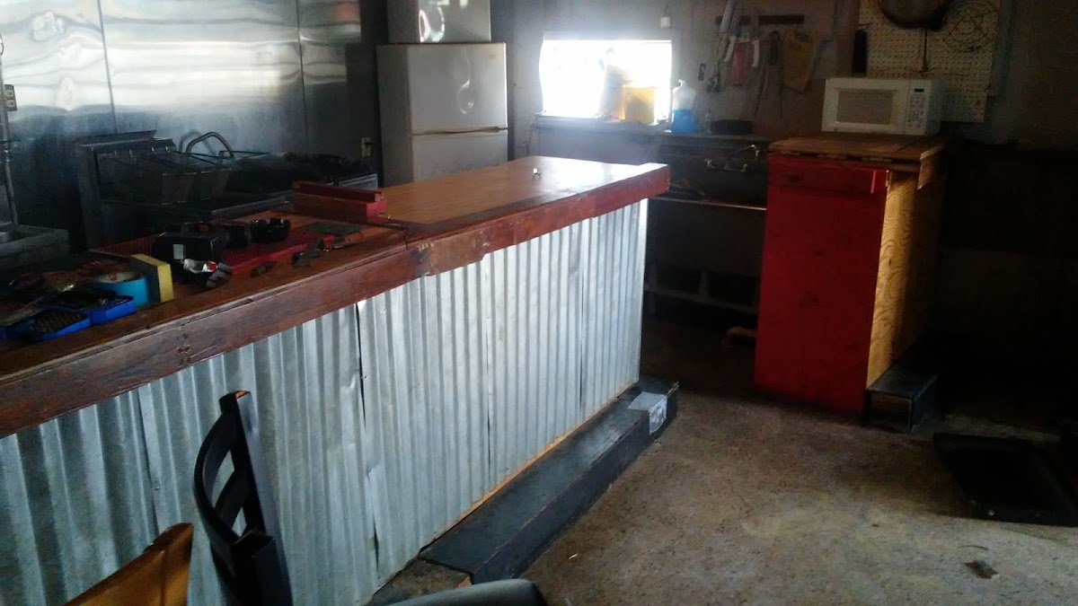 Side Pocket Bar & Grill Photos 2